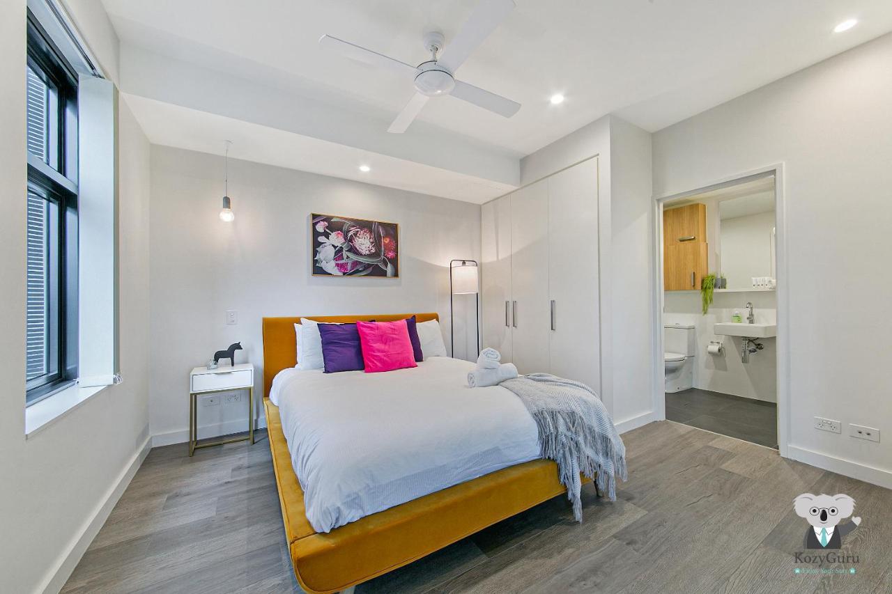 Kozyguru Wolli Creek 1 Bed Airport & Cbd Nwc020 Sydney